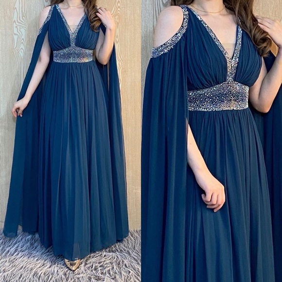 Dresses & Skirts - Long sleeve prom dress/gown navy blue with silver Rhinestones